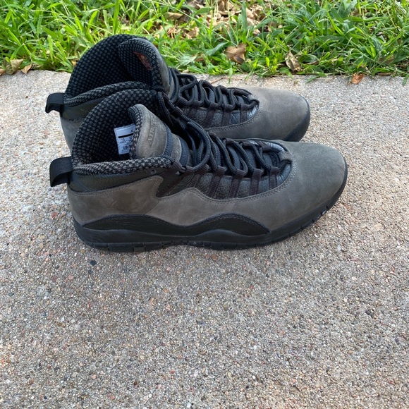 Air Jordan 10 Retro ‘Shadow’ - Picture 1 of 5